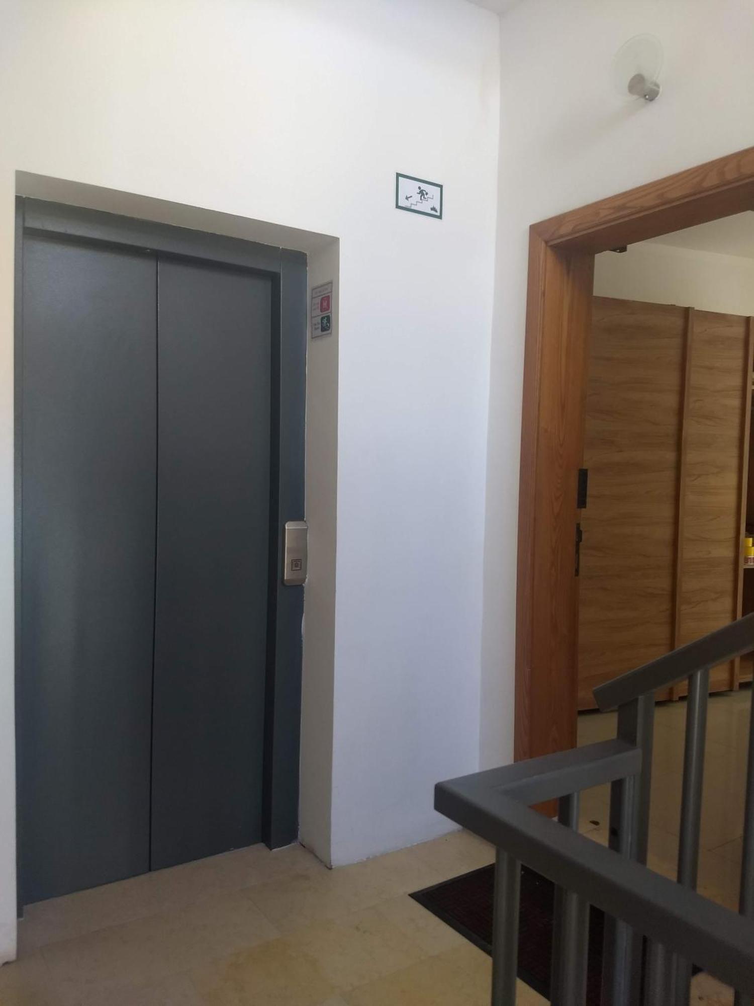 Confortable And Quiet Apartment In St. Julian St. Julian's Exteriör bild