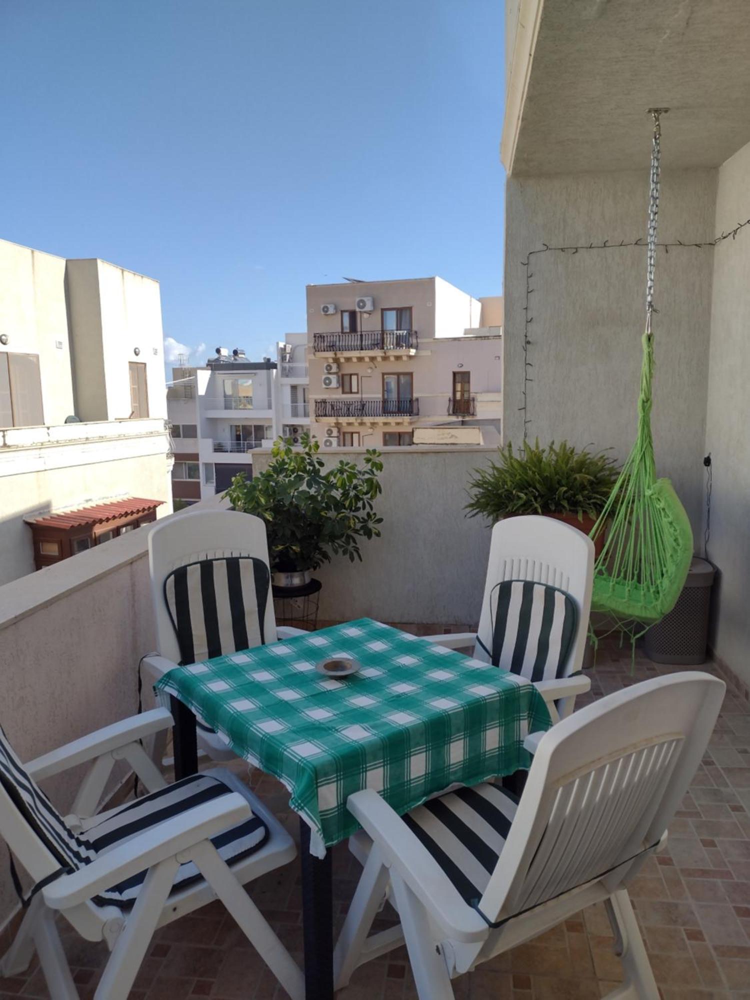 Confortable And Quiet Apartment In St. Julian St. Julian's Exteriör bild